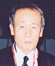 中村蓼吾理事長